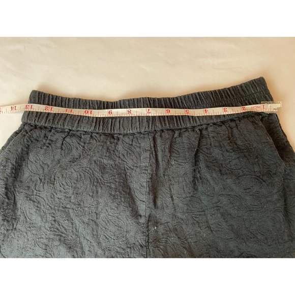 J. Crew Womens Floral Jacquard Embossed Boardwalk Pull On Shorts Black Size 00 - Picture 3 of 9
